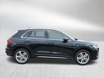 2022 Audi Q3, $32198. Photo 8