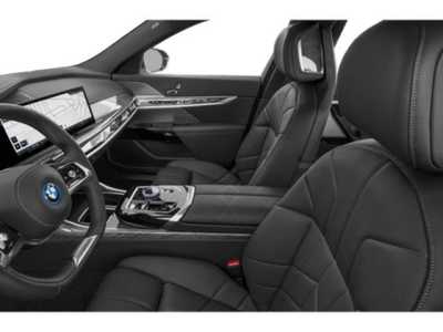 2025 BMW i7, $129125. Photo 11