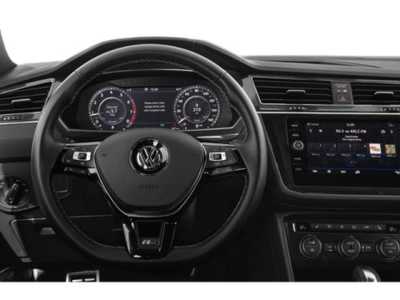 2019 Volkswagen Tiguan, $18998. Photo 10