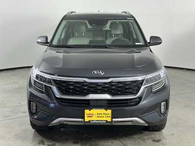 2021 Kia Seltos, $20000. Photo 2