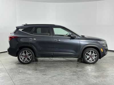 2021 Kia Seltos, $20000. Photo 8