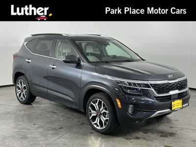2021 Kia Seltos, $20000. Photo 1