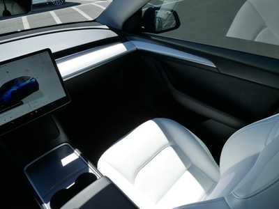 2023 Tesla Model Y, $35998. Photo 11