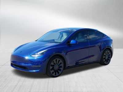 2023 Tesla Model Y, $35998. Photo 3