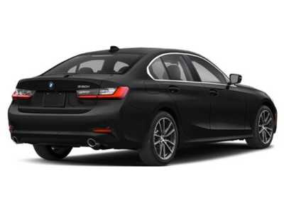 2021 BMW 3 Series, $31998. Photo 2