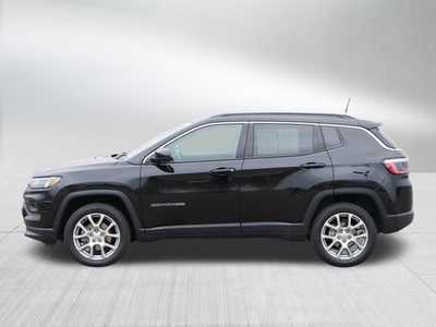 2022 Jeep Compass, $22498. Photo 4