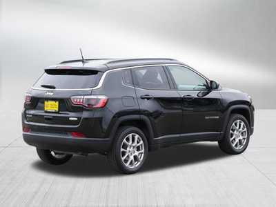 2022 Jeep Compass, $22498. Photo 7
