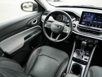 2022 Jeep Compass, $22498. Photo 9