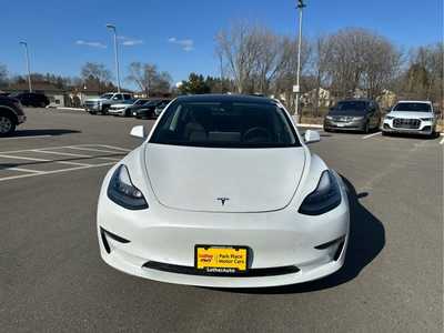 2020 Tesla Model 3, $24498. Photo 2