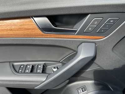 2021 Audi Q5, $30000. Photo 12