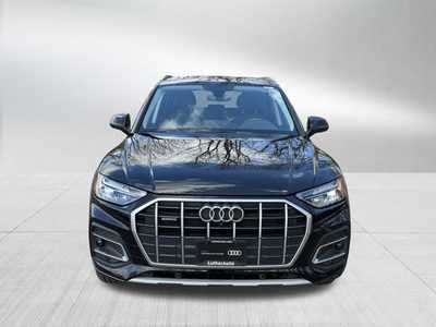 2021 Audi Q5, $30000. Photo 2
