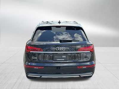 2021 Audi Q5, $30000. Photo 6