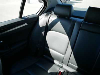 2015 BMW 5 Series, $17998. Photo 12
