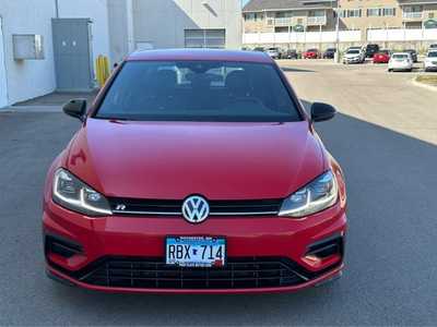 2019 Volkswagen Golf, $30000. Photo 2