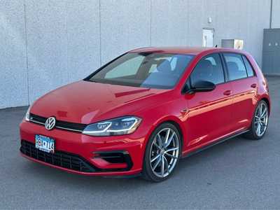 2019 Volkswagen Golf, $30000. Photo 3