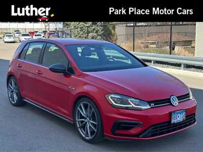 2019 Volkswagen Golf, $30000. Photo 1