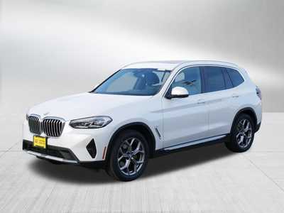 2022 BMW X3, $35498. Photo 3