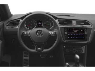 2021 Volkswagen Tiguan, $25998. Photo 10