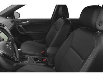 2021 Volkswagen Tiguan, $25998. Photo 12