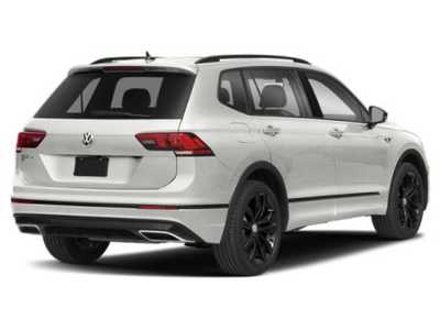 2021 Volkswagen Tiguan, $25998. Photo 2