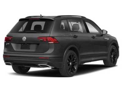 2021 Volkswagen Tiguan, $25998. Photo 5