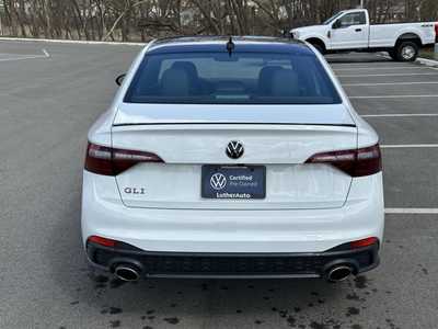 2023 Volkswagen Jetta, $27998. Photo 6