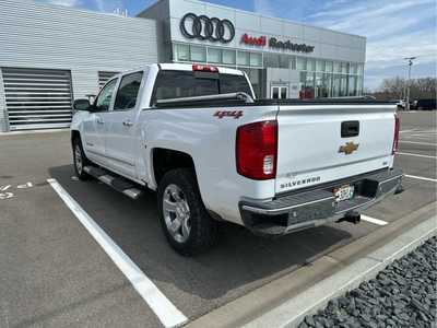 2018 Chevrolet 1500 Crew Cab, $27998. Photo 5