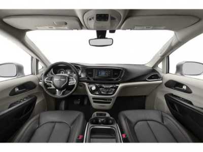 2020 Chrysler Pacifica, $23998. Photo 11