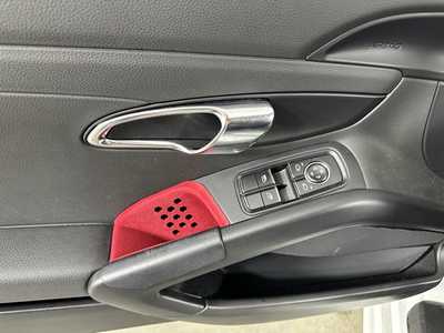 2016 Porsche Cayman, $45000. Photo 10