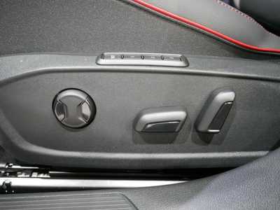 2025 Volkswagen Golf, $40415. Photo 10