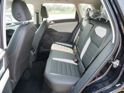 2025 Volkswagen Taos, $34646. Photo 7