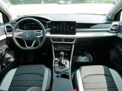 2025 Volkswagen Taos, $34646. Photo 8