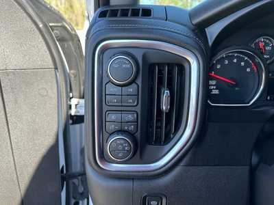 2020 Chevrolet 1500 Crew Cab, $43998. Photo 12