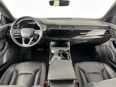 2021 Audi Q8, $40000. Photo 10