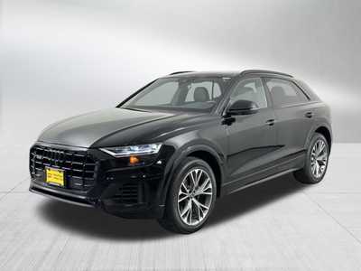 2021 Audi Q8, $40000. Photo 3