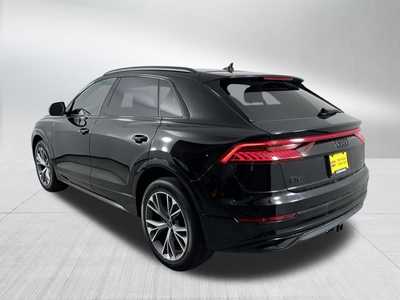 2021 Audi Q8, $40000. Photo 5