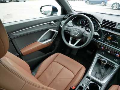 2025 Audi Q3, $40998. Photo 9