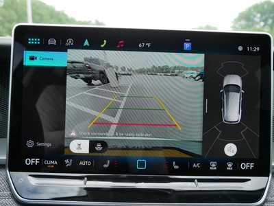 2025 Volkswagen Tiguan, $30216. Photo 12