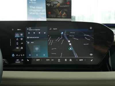 2025 Audi Q6 e-tron, $70871. Photo 8