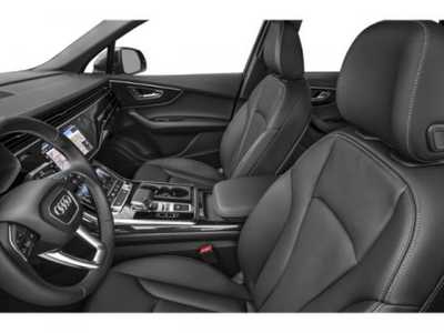 2025 Audi Q7, $71870. Photo 11