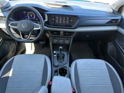 2022 Volkswagen Taos, $23498. Photo 10