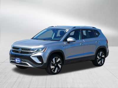 2024 Volkswagen Taos, $30000. Photo 3