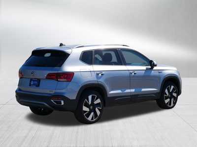 2024 Volkswagen Taos, $30000. Photo 7