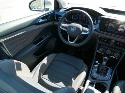2024 Volkswagen Taos, $30000. Photo 9