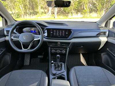 2024 Volkswagen Taos, $27998. Photo 10