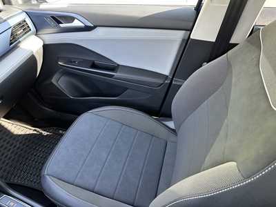 2024 Volkswagen Taos, $27998. Photo 11