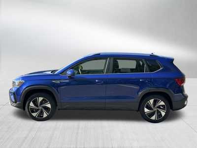 2024 Volkswagen Taos, $27998. Photo 4