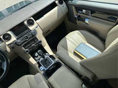 2013 Land Rover LR4, $11998. Photo 11