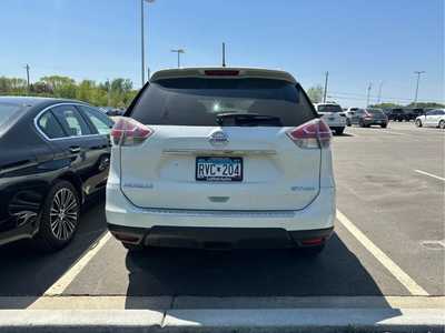 2015 Nissan Rogue, $13998. Photo 4