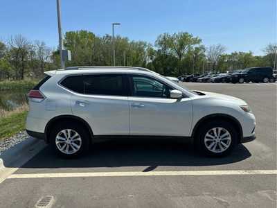 2015 Nissan Rogue, $13998. Photo 6
